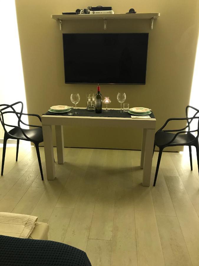 Incantevole Monolocale Con Giardino ルッカ エクステリア 写真